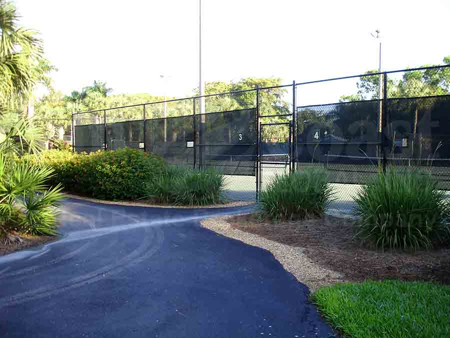 BEARS PAW Tennis Courts